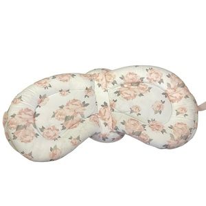 Infantino butterfly elevate adjustable nursing pillow
